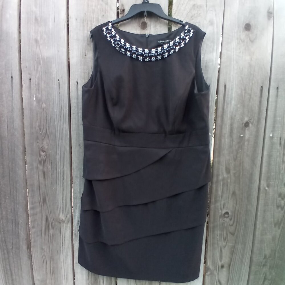 Connected Apparel Dress Womens SZ 18W Black Sleeveless Zip Layers Beaded Neck